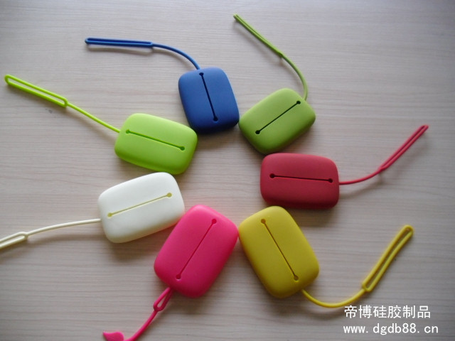 矽膠鑰匙包(bāo).jpg
